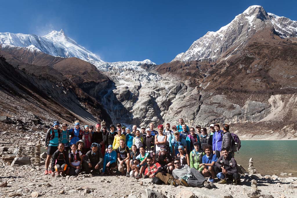 6 Group shot in the vista