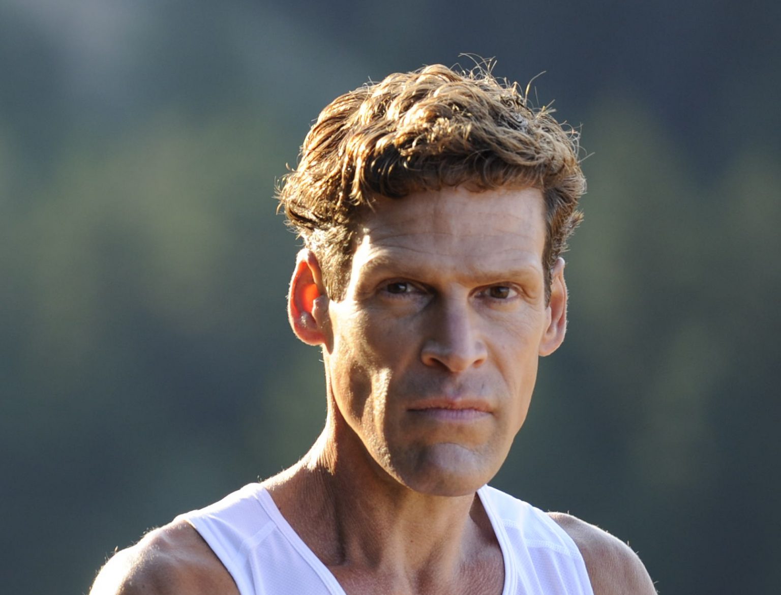 1000 Miles to Light Dean Karnazes' mission to inspire Australia's